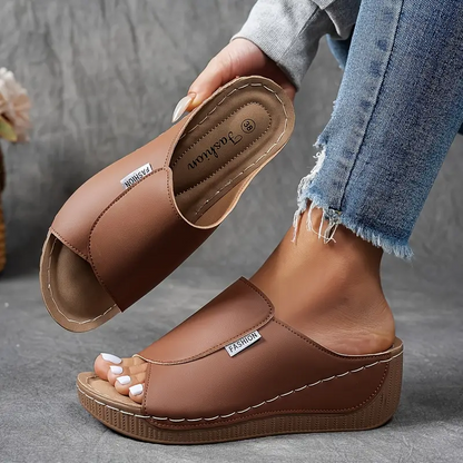 Lyreli™ | Orthopaedic Sandals