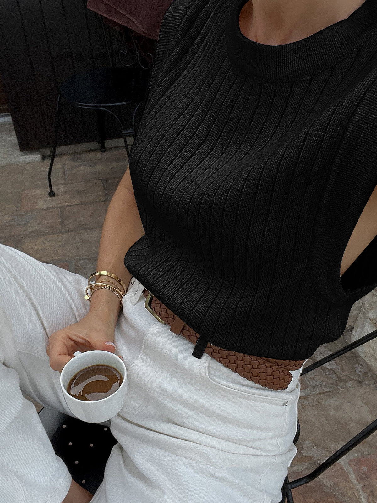 Lyreli™ - Sleeveless Round Neck Sweater