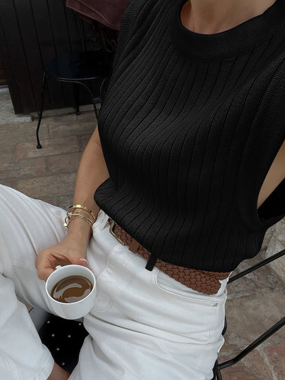 Lyreli™ - Sleeveless Round Neck Sweater