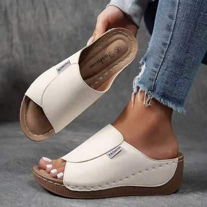 Lyreli™ | Orthopaedic Sandals