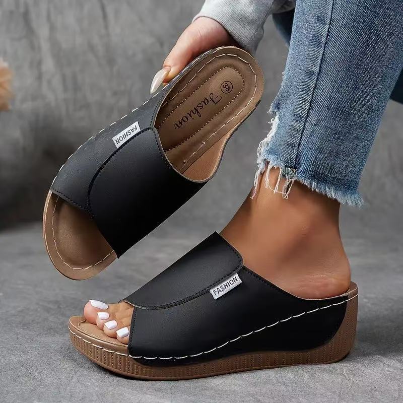 Lyreli™ | Orthopaedic Sandals