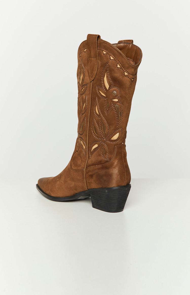 Lyreli™  - Embroidered Cowboy Boots